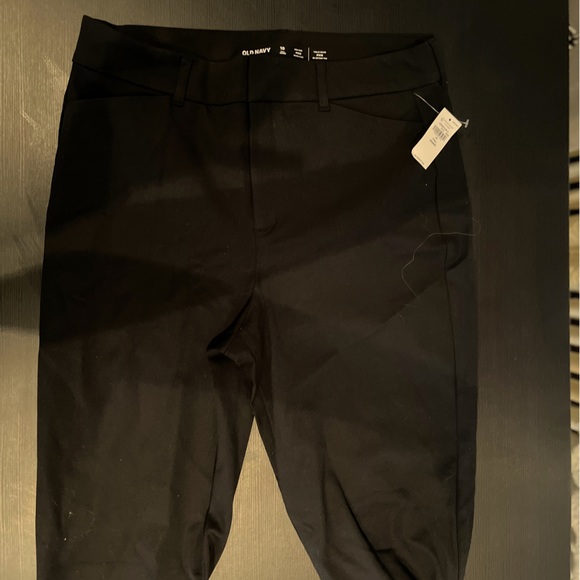 Old navy full length pixie pants. NWT - Picture 1 of 1
